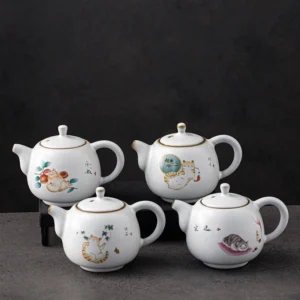 Hand-painted cute cat 6oz porcelain teapot full product view