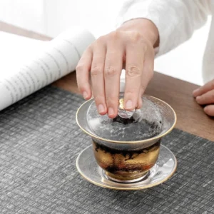 Complete 3-piece hammered glass gaiwan with gold trim 4.7oz