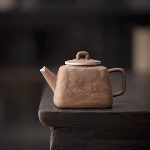 7oz handmade old clay teapot with 999 silver trim full product view