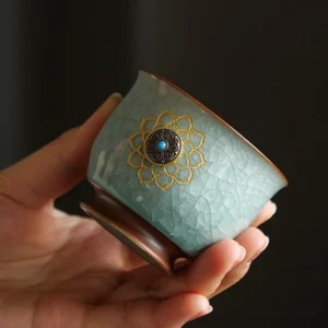 Full collection of Chinese Ru Kiln ice crackle lotus spinable tea cups