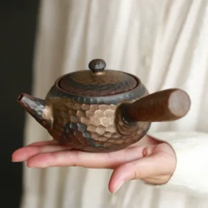 Vintage hand-hammered Japanese side handle ceramic teapot 8oz overall view