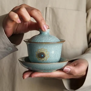Zen ice crack porcelain gaiwan 5.4oz with gold lotus blue accent full product view